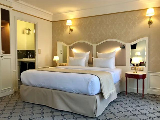 غرفة ديلوكس بسرير مزدوج، Hotel Mayfair Paris 2/10