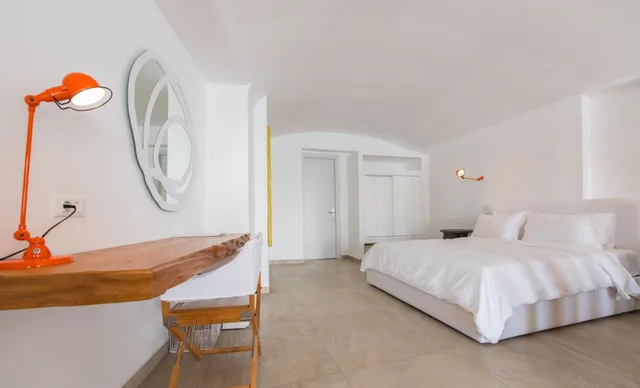 Suite, Caldera View, Hot Tub، Santorini Secret Suites and Spa - Adults Only 4/7