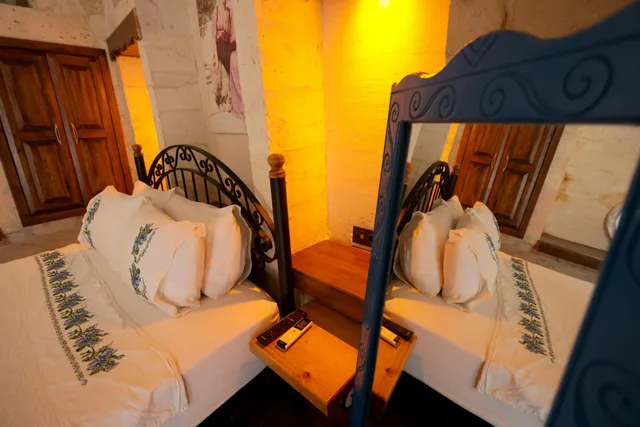 Room, Double Bed, Garden View, Astarte Hotel 4/10