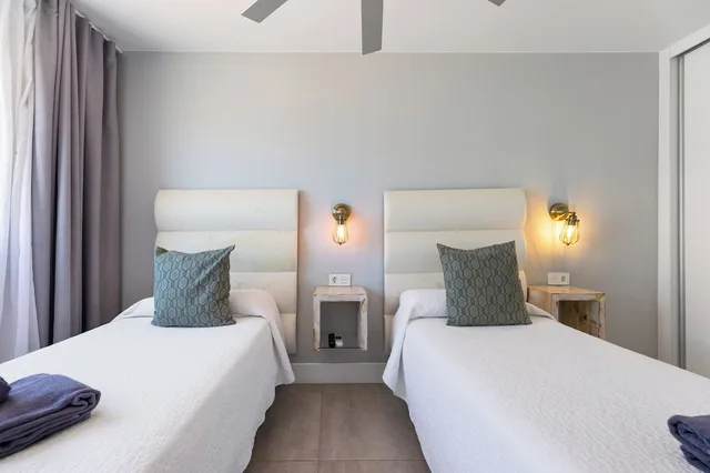 Suite, Apartment, Xxl، Bristol Sunset Beach 3/10