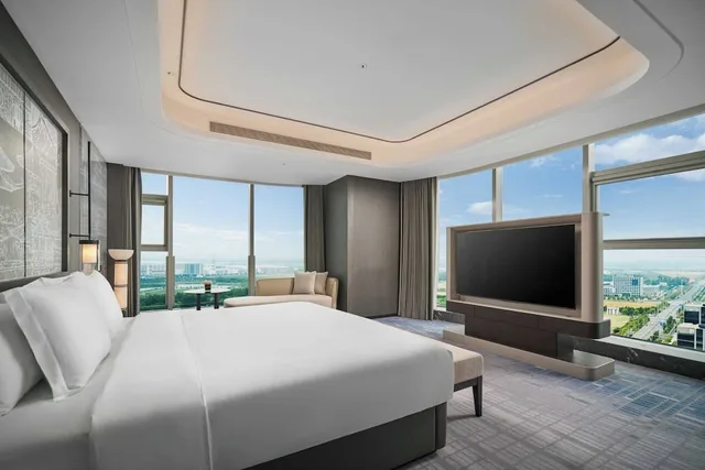 Crowne Plaza Shaoxing Binhai New Area by IHG, Shangyu 13/50