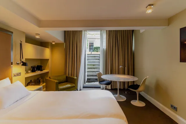 Souterrain Executive Double or Twin Room، Hotel Roemer 3/10