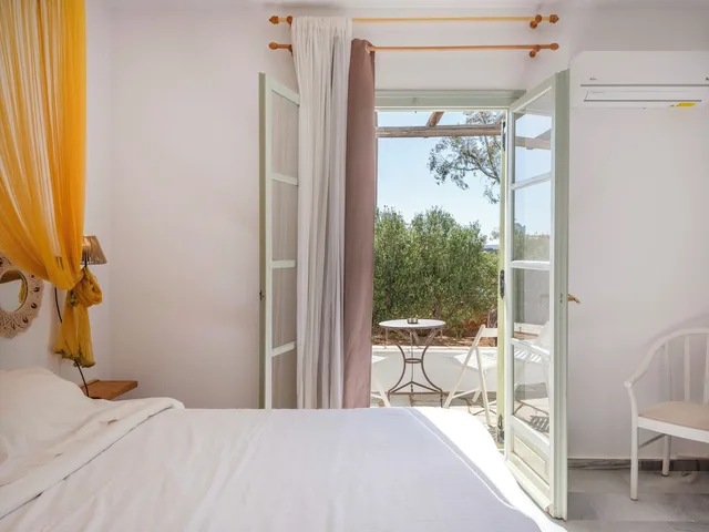 غرفة قياسية بسرير مزدوج، PAROSLAND HOTEL 4/10