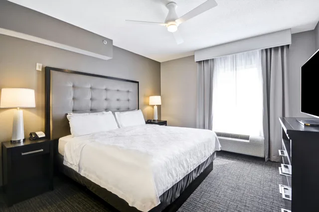 جناح بسرير كينج لذوي الإعاقة، Homewood Suites By Hilton Ithaca 2/5