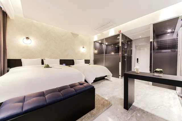 غرفة عائلية بسرير مزدوج وسرير فردي، Hotel Yeogiuhtte Seodaegu 2/5