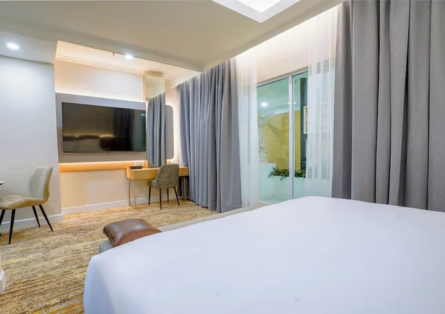 جناح بريميوم جونيور بسرير كينج، Harmoni One Convention Hotel and Service Apartments 3/6