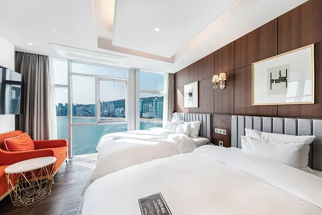 جناح ملكي بسرير مزدوج وسرير فردي، H Avenue Hotel Gwangali Beach 4/4