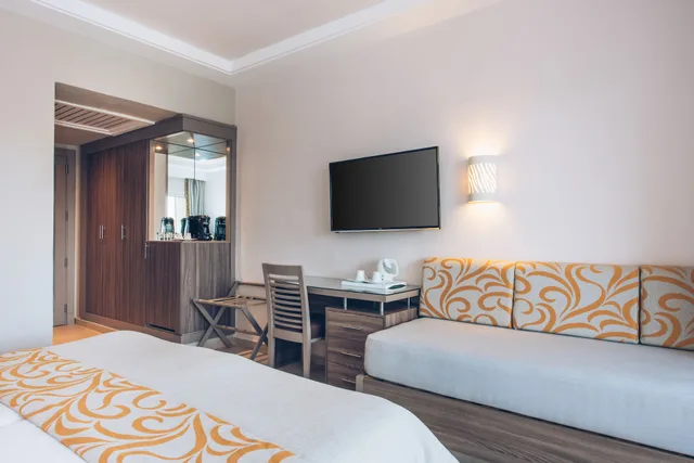 غرفة بسريرين منفصلين بإطلالة على المسبح، Iberostar Waves Mehari Djerba 2/4