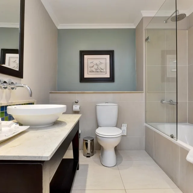 غرفة سيغنتشر سوبيريور بسرير كينج، Mount Grace Hotel & Spa 2/2
