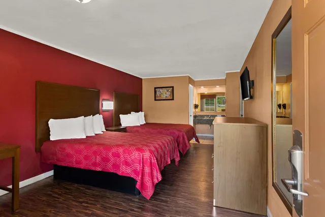 غرفة بسريرين مزدوجين للمدخنين، Econo Lodge Cornersville I-65 3/6