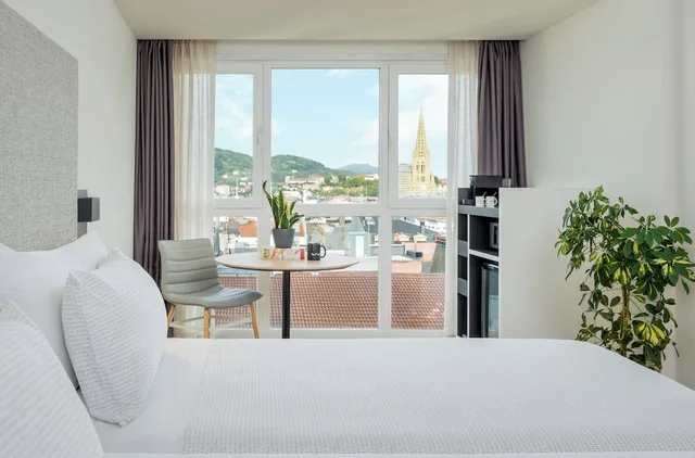 Innside, City View، Hotel San Sebastian Orly, Affiliated by Melia 5/8
