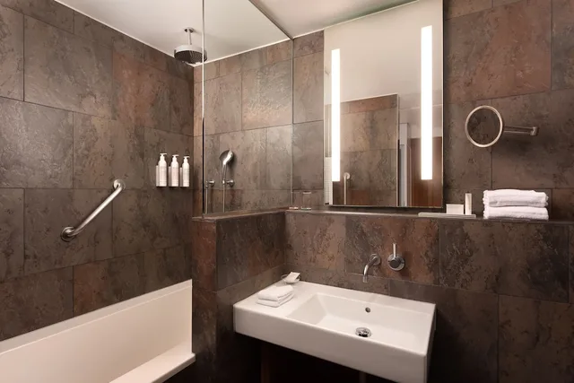 غرفة ديلوكس بسرير كينج، Le Meridien Barcelona 9/10