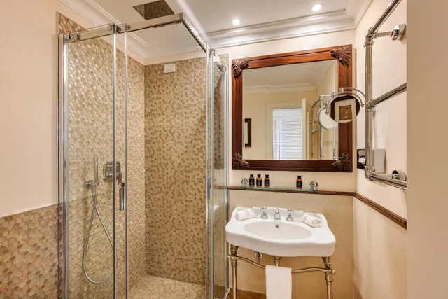 Prestige, Side Sea View، Grand Hotel Bristol Resort and Spa 7/8