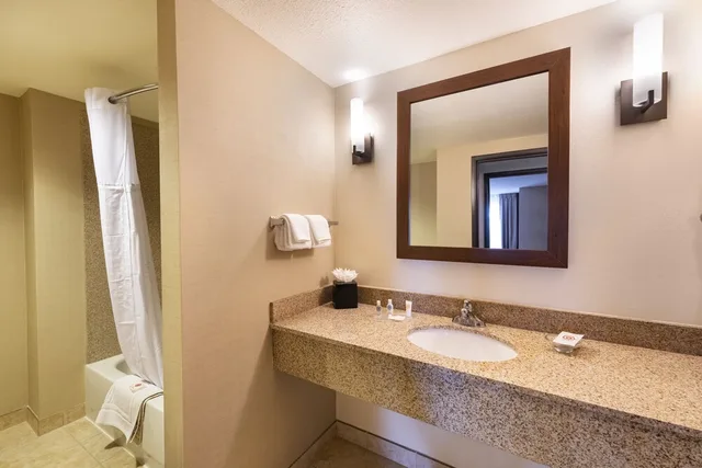Suite, 2 Queen Beds, Parlor, Sofa، Comfort Suites Goodyear West Phoenix 3/7