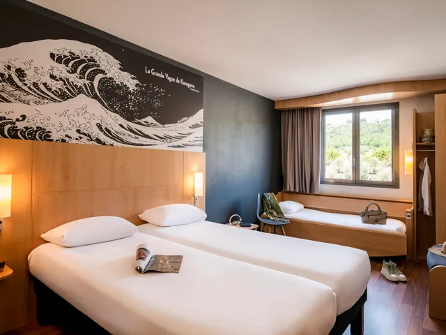 Standard, Triple, Ibis Cannes Mouans Sartoux 3/8