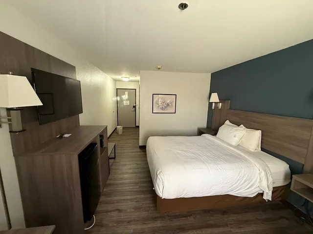 غرفة بسرير كوين لذوي الإعاقة، Baymont By Wyndham Washington Court House 1/7