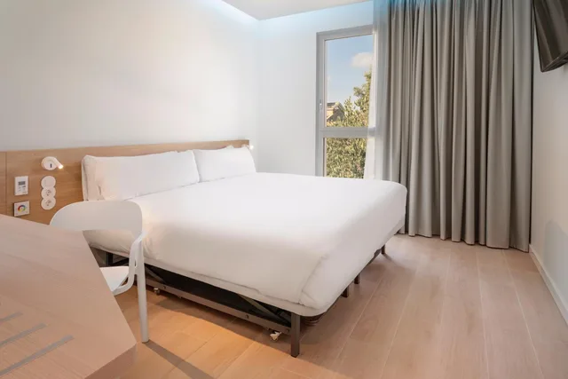 غرفة مزدوجة، B&B HOTEL Lleida 4/10