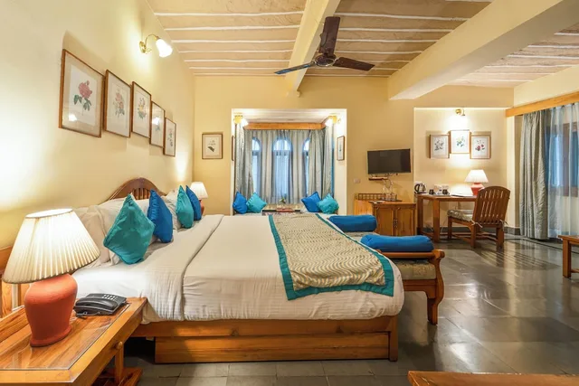 غرفة سوبيريور بسرير مزدوج بشرفة، Aodhi Hotel 1/8