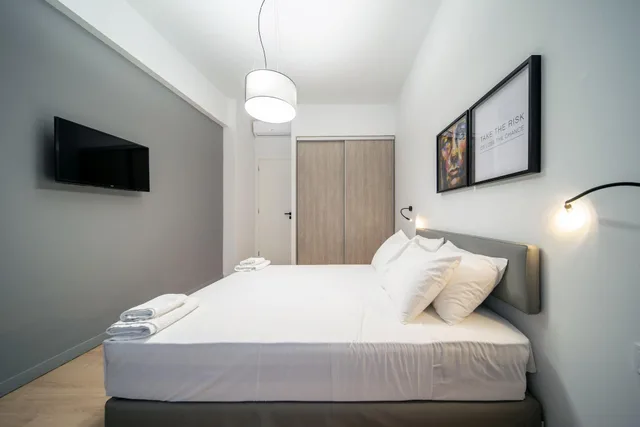 شقة فاخرة بشرفة بغرفتي نوم، Heritage Boutique Apartments 2/10