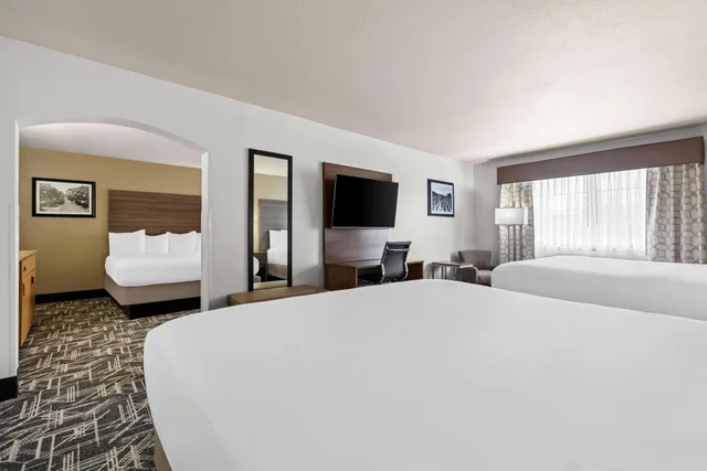 جناح، Best Western Plus Caldwell Inn & Suites 3/4