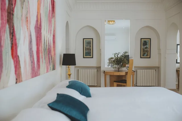 Charles, Pool, Suite, Queen Bed، Riad Les Deux Tours 1/1