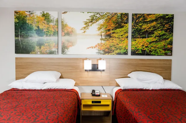 غرفة بسريرين مزدوجين لذوي الإعاقة، Days Inn by Wyndham Cincinnati East 2/3