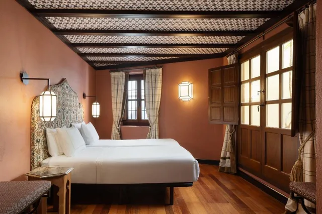 جناح جونيور بسريرين منفصلين مع أريكة، Hotel Palacio de Santa Paula Autograph Collection 1/2