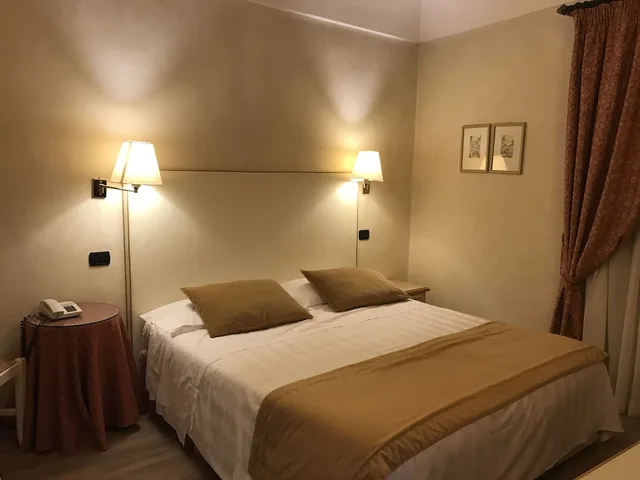 Standard, Queen and Twin Beds, Hotel Gattapone 2/9