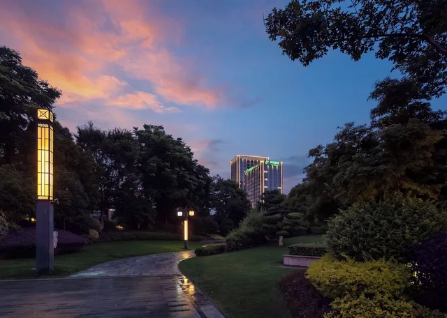 Holiday Inn Jiaxing Nanhu by IHG، Jiaxing 42/50