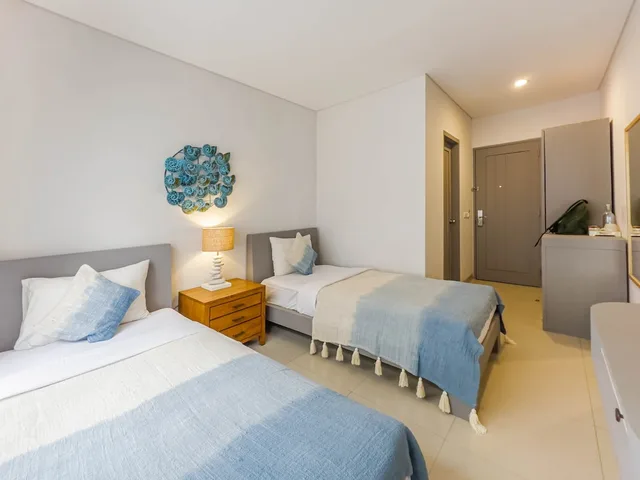 غرفة قياسية بسريرين منفصلين، Hola Seminyak 2/6