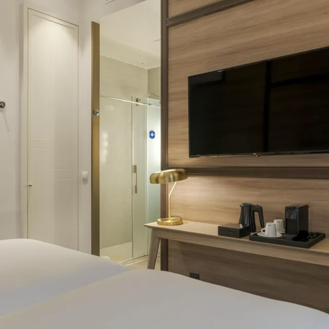 Superior, King Bed, Pestana CR7 Gran Vía 8/8