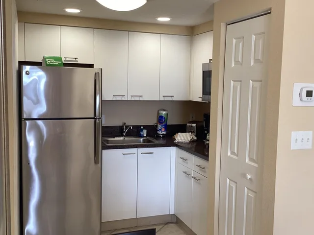 جناح بسرير كوين بإطلالة على المسبح، Vacation Village At Weston 5/5
