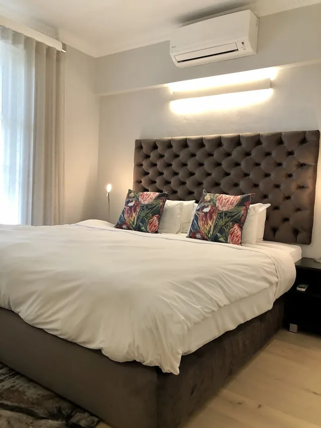 3 Bedrooms, Design, Apartment, 2 King Beds, Single Bed، Romney Park All Suite Hotel And Spa 1/5
