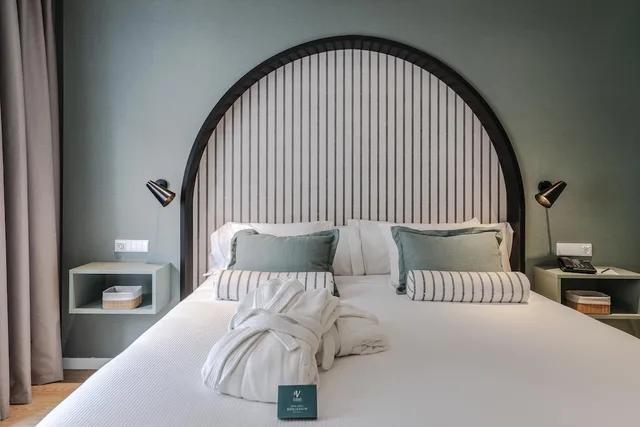 غرفة بريميوم بسرير مزدوج، Hotel Vincci Bonjardim 1/7
