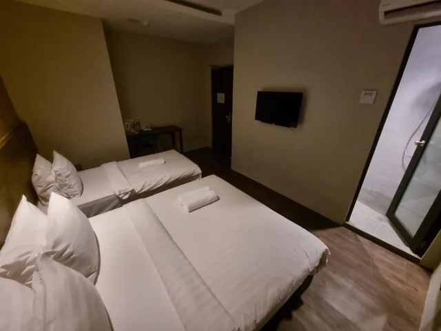 غرفة عائلية بسرير كوين وسرير فردي، Miico Hotel Mount Austin 5/10