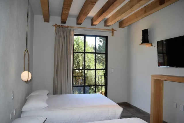 غرفة بسريرين مزدوجين، Zirahuen Forest And Resort 1/10