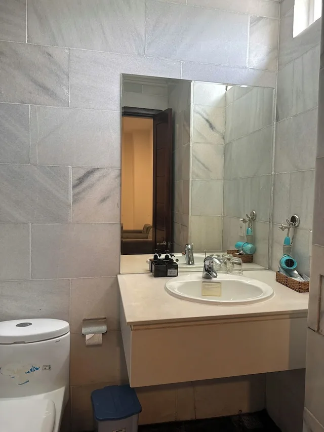 Basic, Queen Bed, No Window، Big Home Hotel 6/6