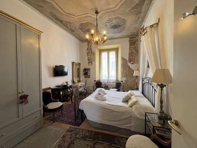 Apartment, House, Queen Bed, 2 Sofa, Kitchenette, Verona Journeys 1/10