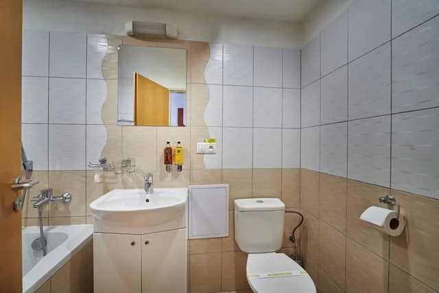 غرفة كومفورت بغرفة نوم واحدة مفردة بسرير فردي بمطبخ صغير، Urpin City Residence 4/7
