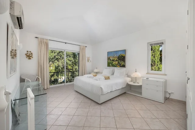 3 Bedrooms, Villa, 1 Queen and 4 Single Beds, Garden View, Pool View, Vale do Lobo Resort 3/5