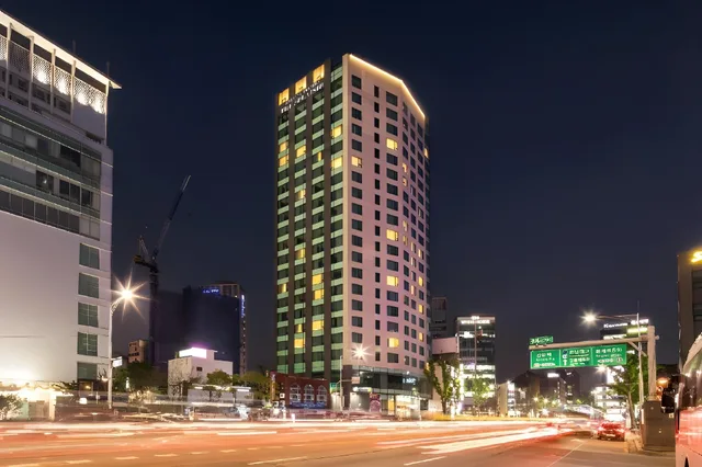 غرفة بسرير كينج، Sotetsu Hotels The Splaisir Seoul Dongdaemun 2/3