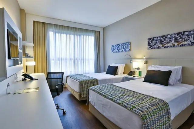 غرفة قياسية بسريرين منفصلين، Quality Hotel Sao Caetano 1/4
