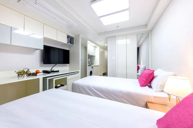 غرفة بريميير بسريرين منفصلين بإطلالة على المدينة، Shin Shin Hotel Seogwipo 3/6