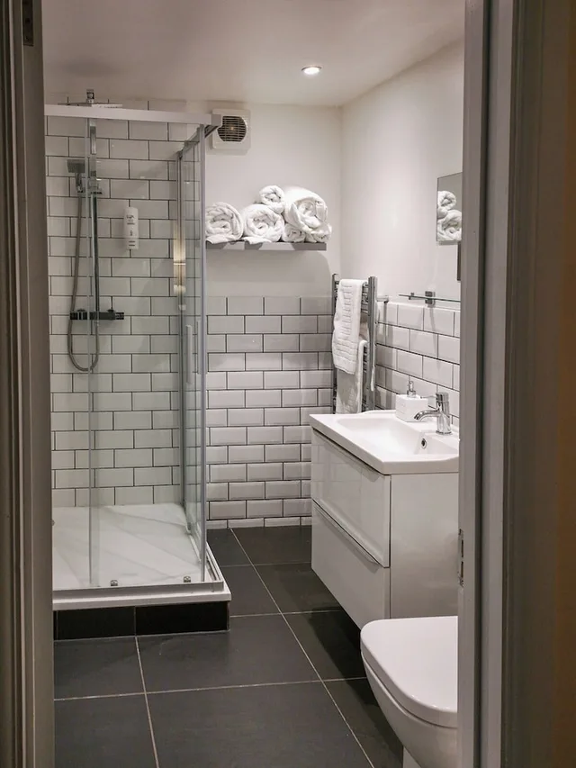 Family Suite, 1 Double and 3 Single Beds, The Olde Kings Arms 1/2