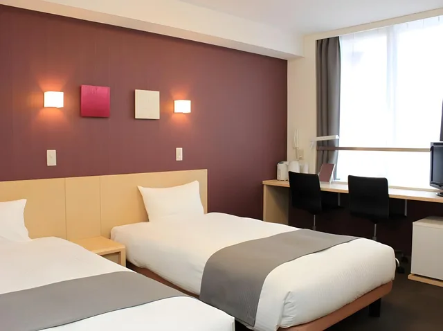 غرفة قياسية بسريرين منفصلين بإطلالة على المدينة، Quad Inn Yokote 1/1