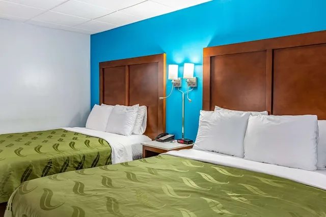 غرفة بسريرين كوين لذوي الإعاقة، Quality Inn East Stroudsburg - Poconos 7/10