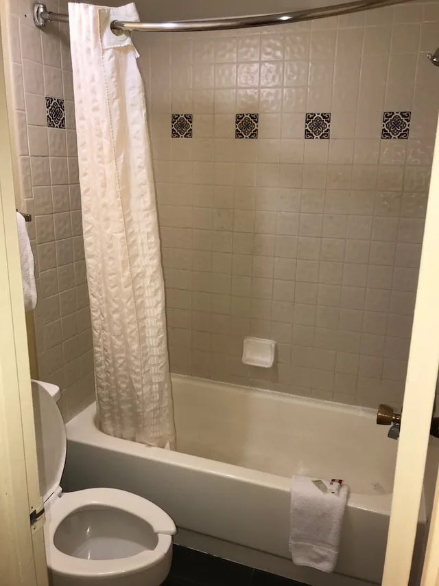 غرفة قياسية بسريرين مزدوجين للمدخنين، Motel6 Tallahassee, FL – North Monroe 6/6