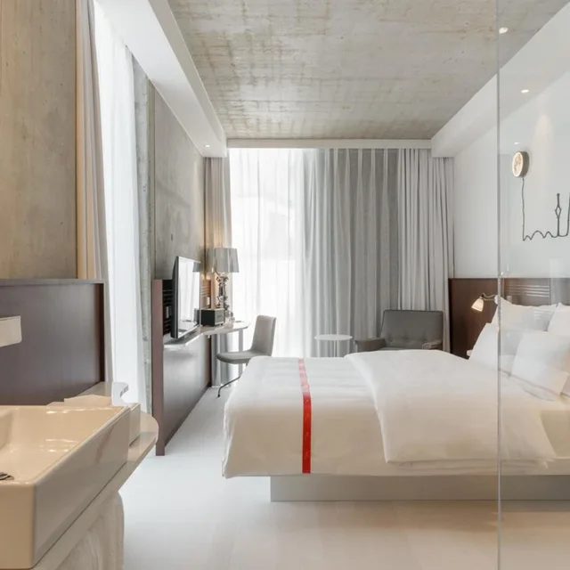 Ruby, Upgrade، Ruby Ella Hotel Cologne 2/5
