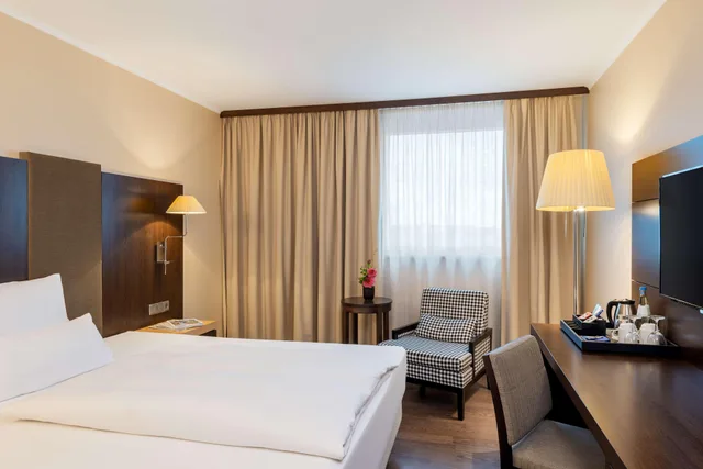 غرفة بسرير مزدوج، Nh Stuttgart Airport 4/10