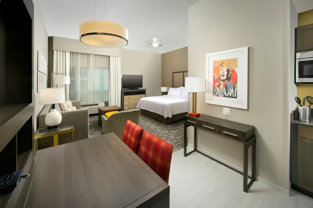 استوديو بسرير كينج لذوي الإعاقة، Homewood Suites By Hilton Miami Downtown/Brickell 1/3